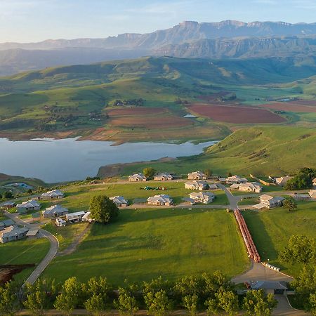 Cayley Mountain Resort Champagne Valley Exterior foto
