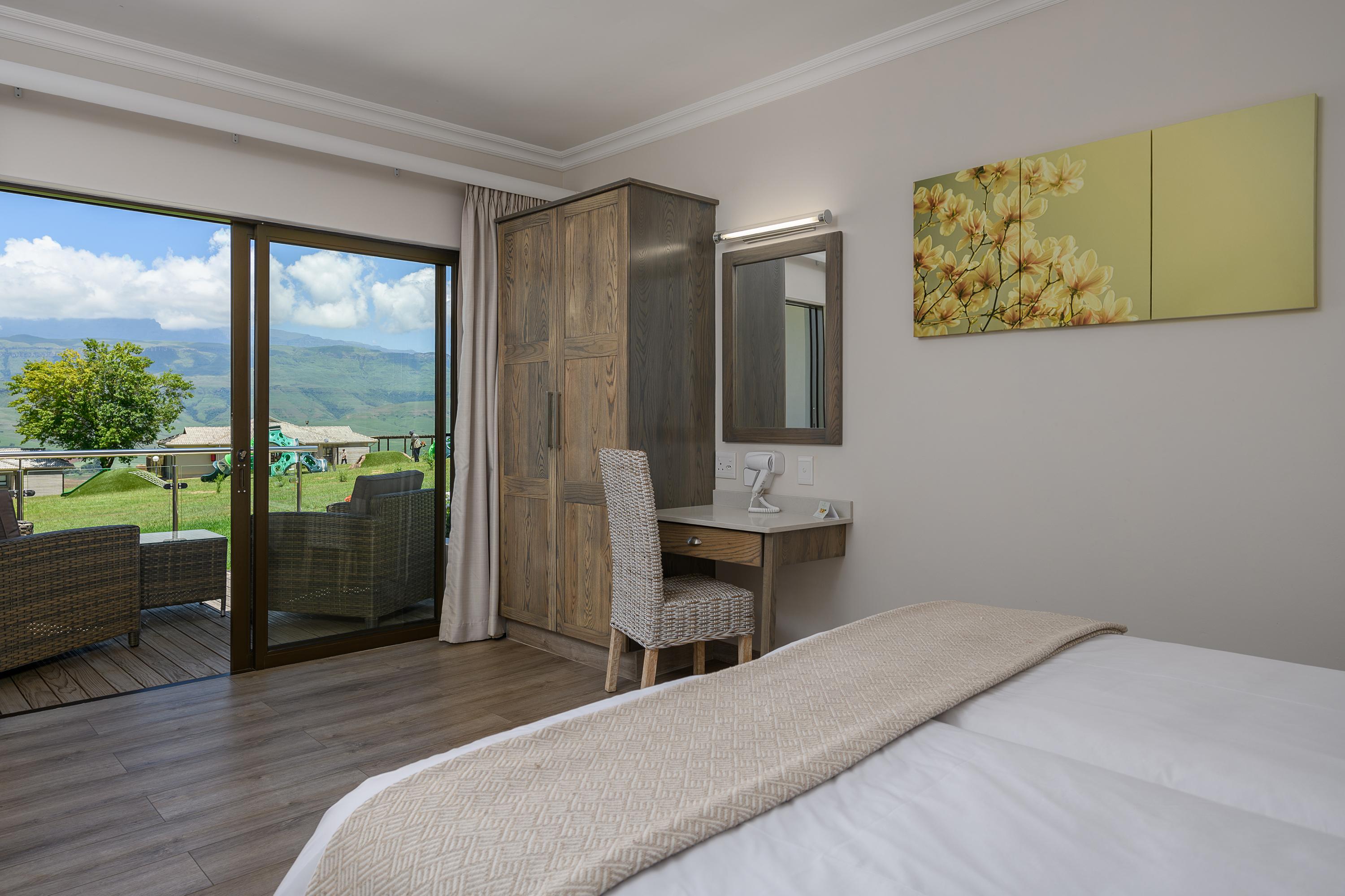 Cayley Mountain Resort Champagne Valley Exterior foto